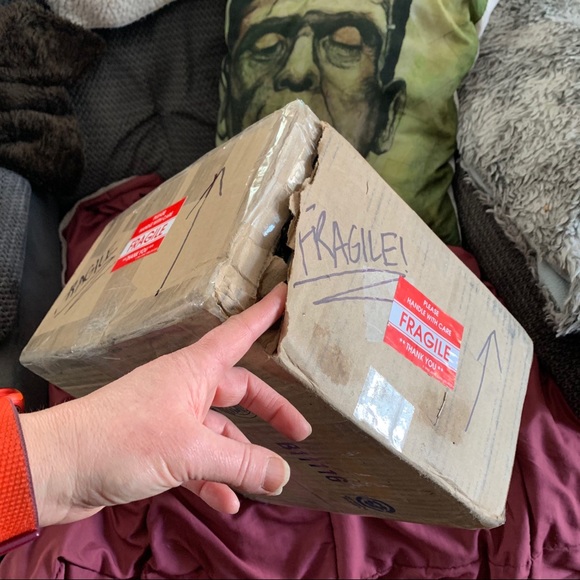 PLZ. PROTECT ITEMS & SEAL UP MY PURCHASES WELL! - Picture 11 of 12